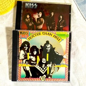 KISS ROCK N ROLL 2 CDS 1974 HOTTER THAN HELL & 1988 SMASHES THRASHES & HITS